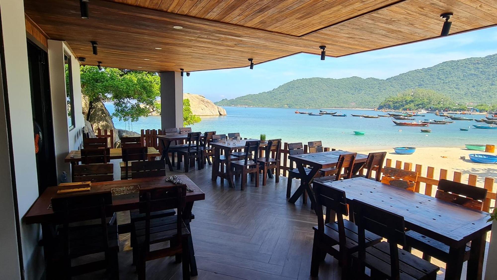 The Coral Homestay & Pub Tan Hiep  ภายนอก รูปภาพ