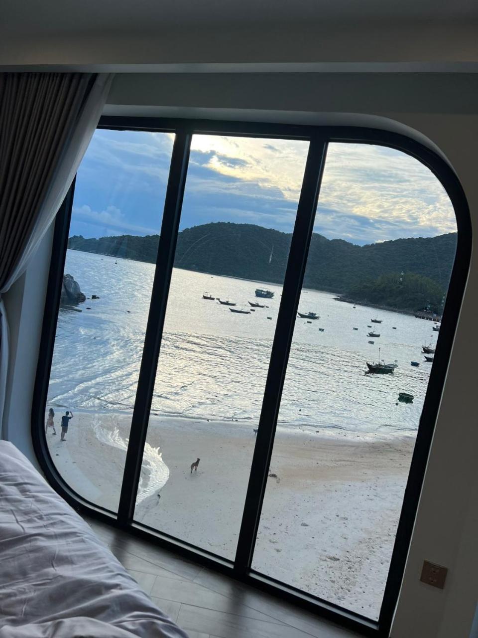 The Coral Homestay & Pub Tan Hiep  ภายนอก รูปภาพ