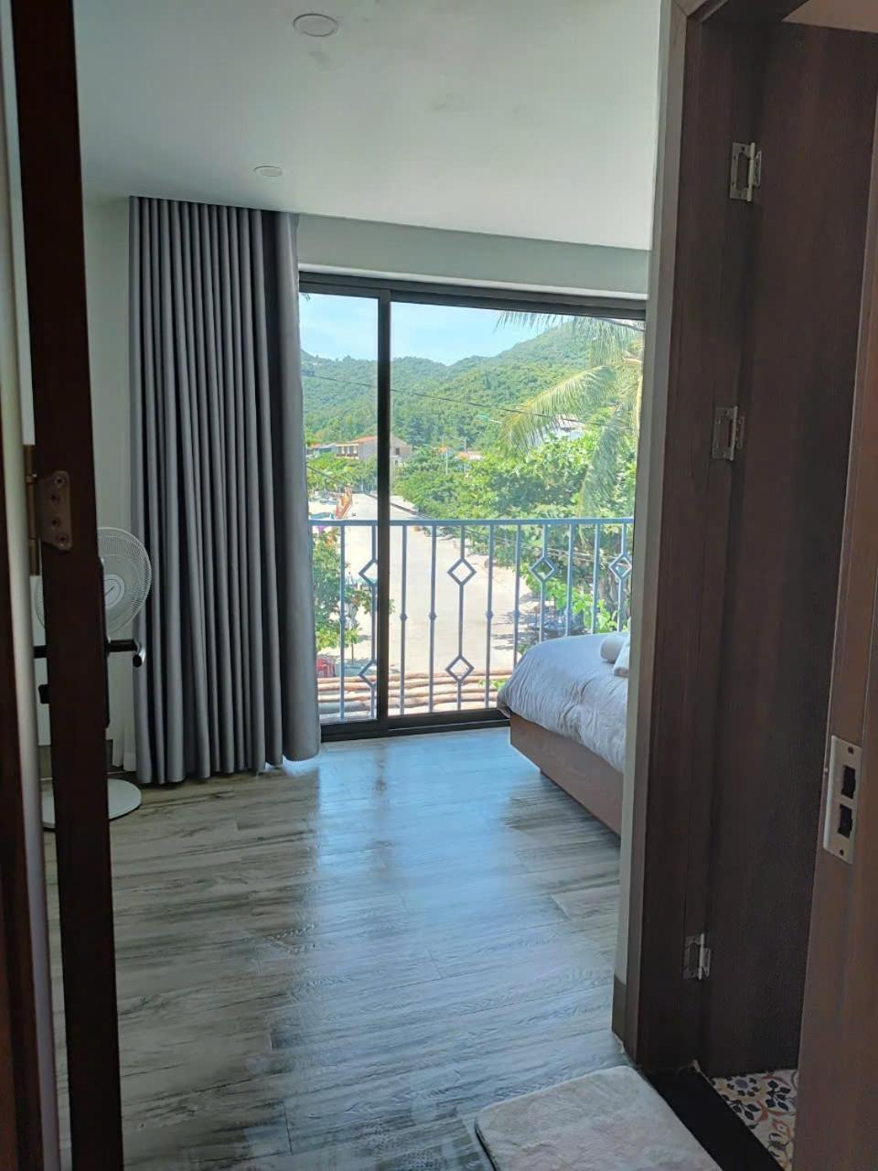 The Coral Homestay & Pub Tan Hiep  ภายนอก รูปภาพ